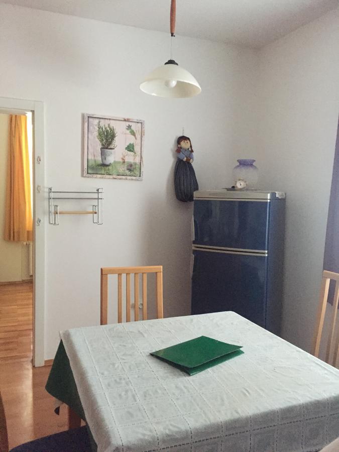 Apartment On Zdraviliski Trg 7 ロガシュカ・スラティナ エクステリア 写真