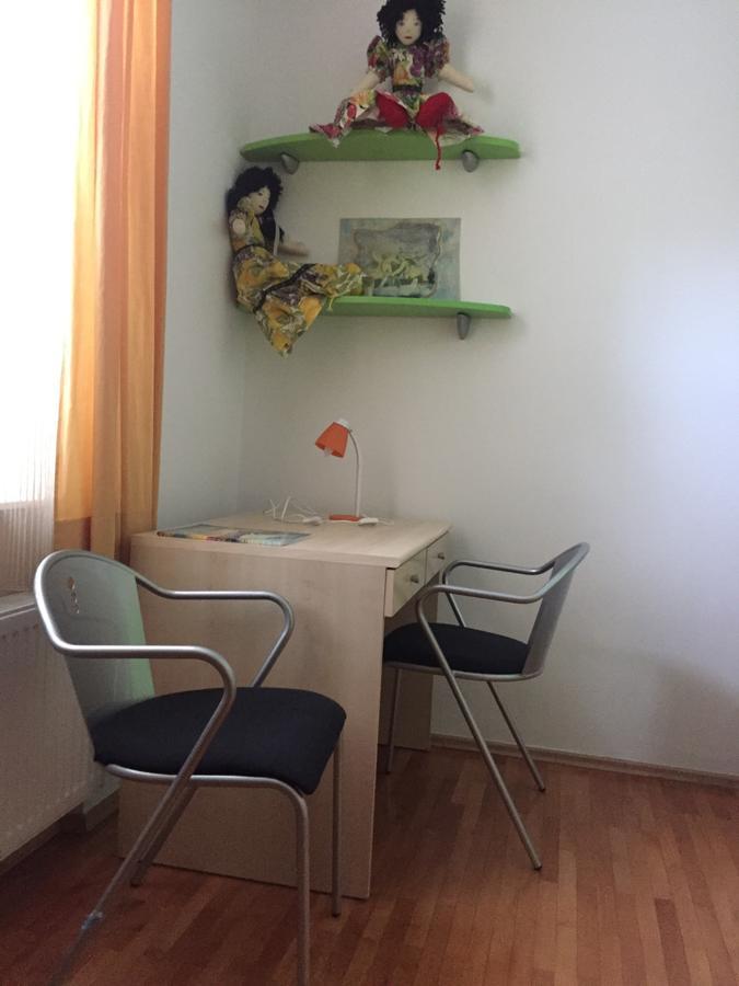 Apartment On Zdraviliski Trg 7 ロガシュカ・スラティナ エクステリア 写真